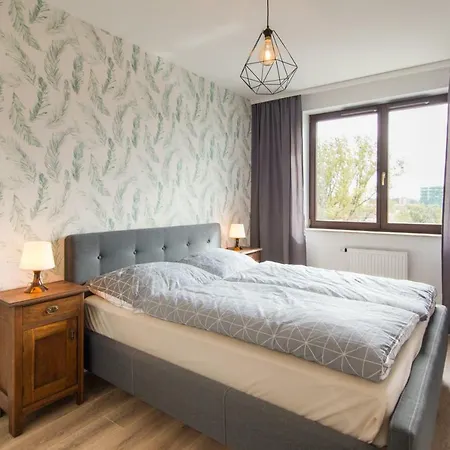 Apartament Brand New City *